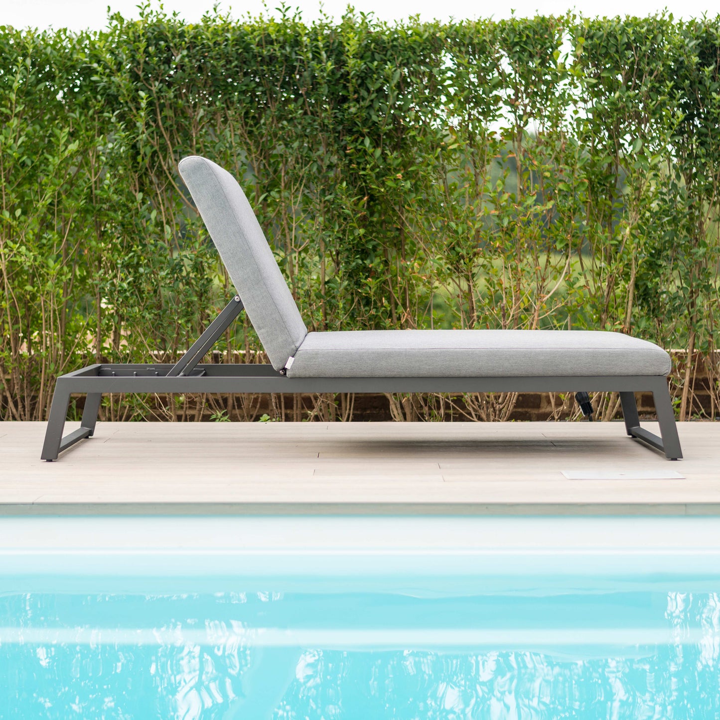 Sonnenliege Trendo Hell Grau