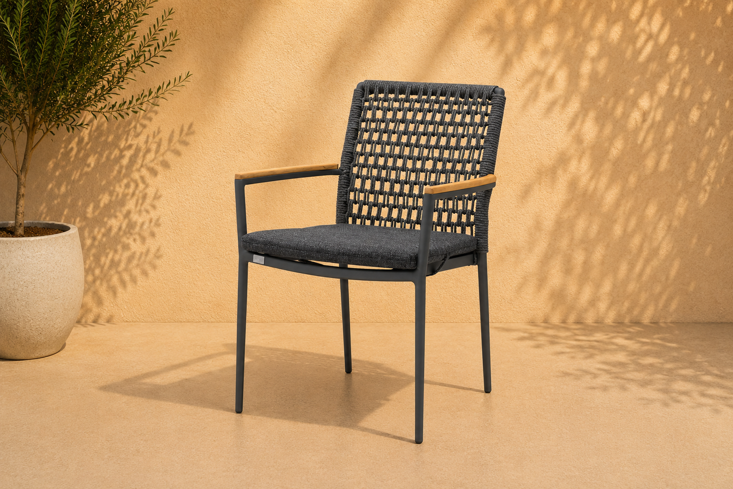 Ema Stapelsessel Beige